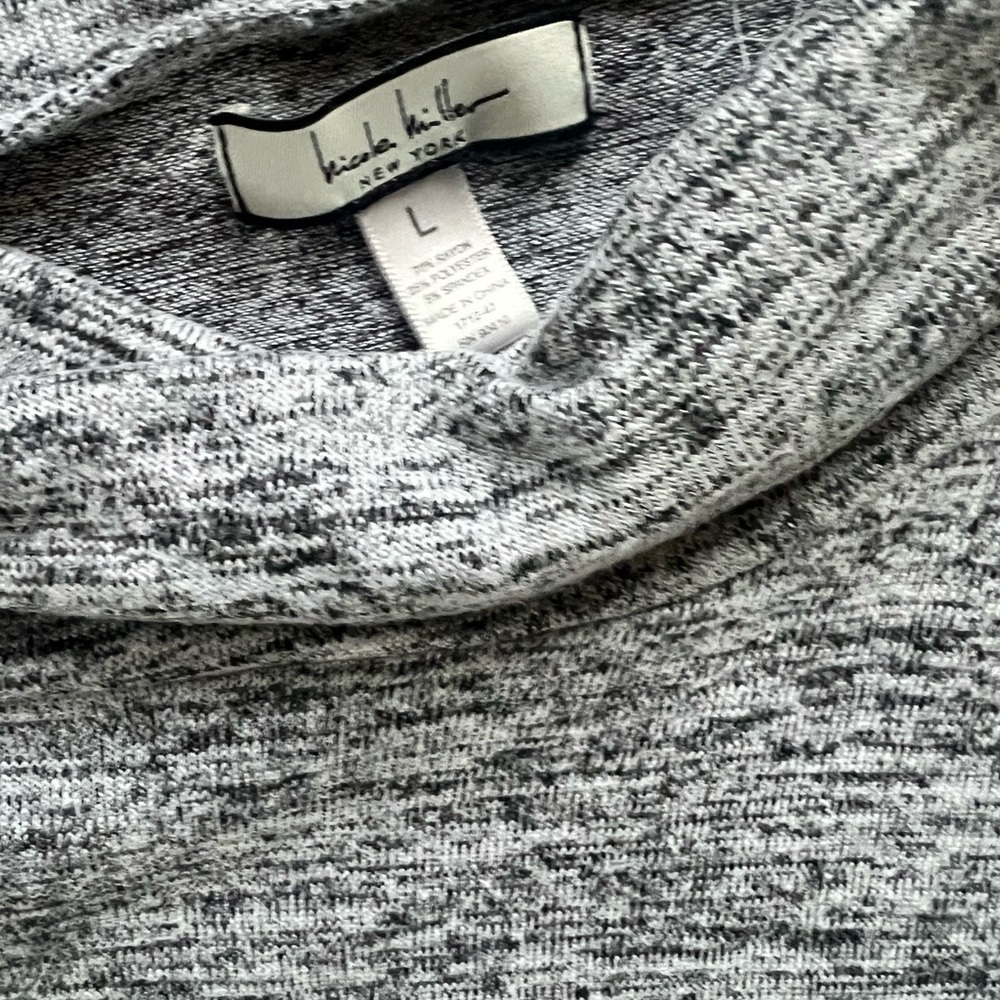 Nicole Miller Large Cowl Neck Top - Picture 3 of 3